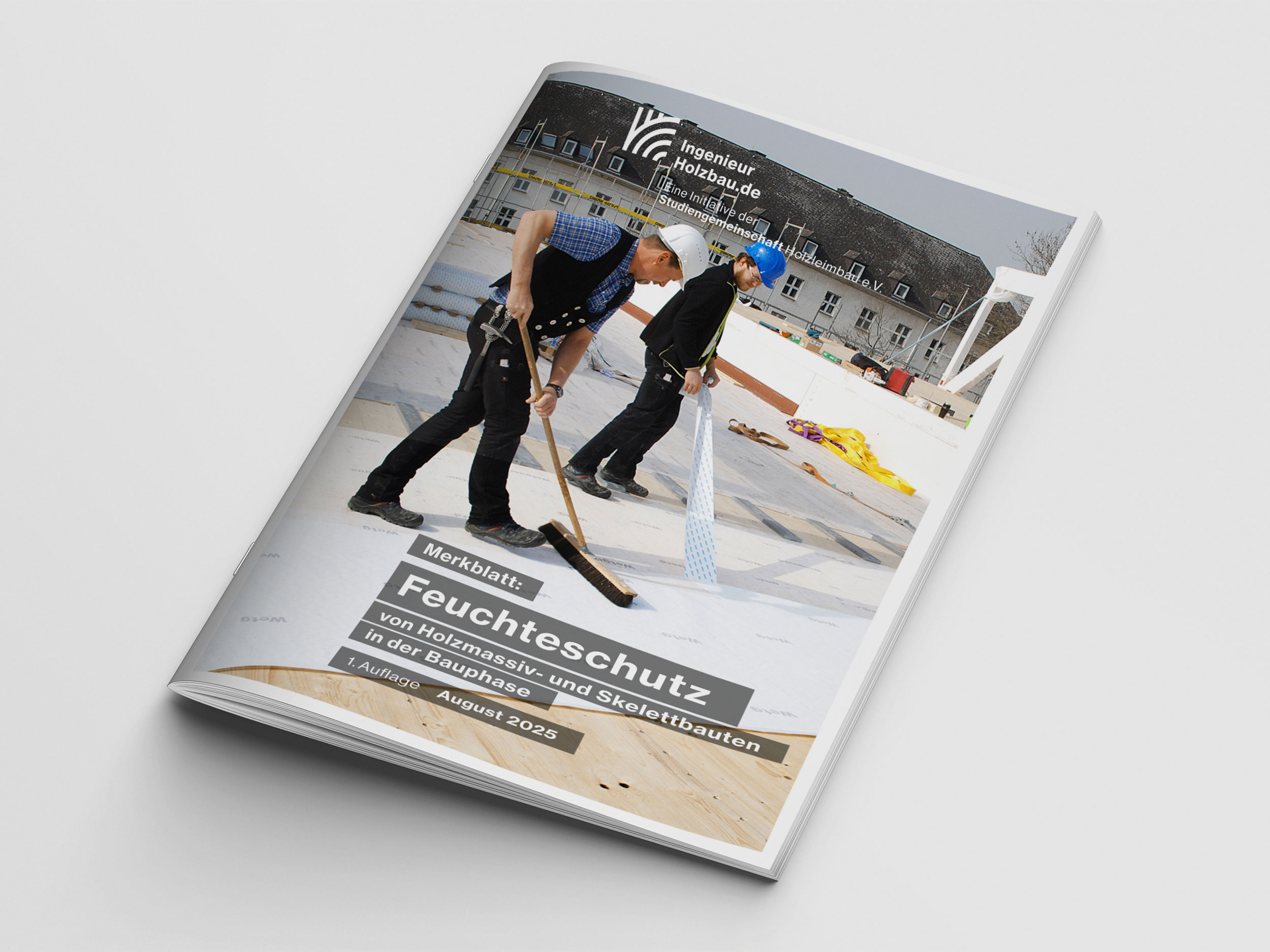 Neues Merkblatt erschienen: Feuchteschutz von Holzmassiv- und Skelettbauten in der Bauphase